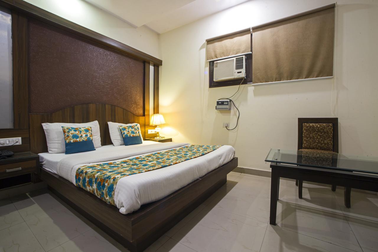 Hotel Baba Inn-By Rcg Hotels New Delhi Extérieur photo