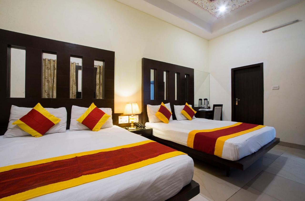 Hotel Baba Inn-By Rcg Hotels New Delhi Extérieur photo
