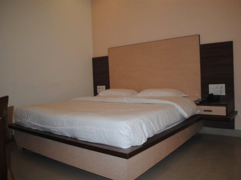 Hotel Baba Inn-By Rcg Hotels New Delhi Extérieur photo